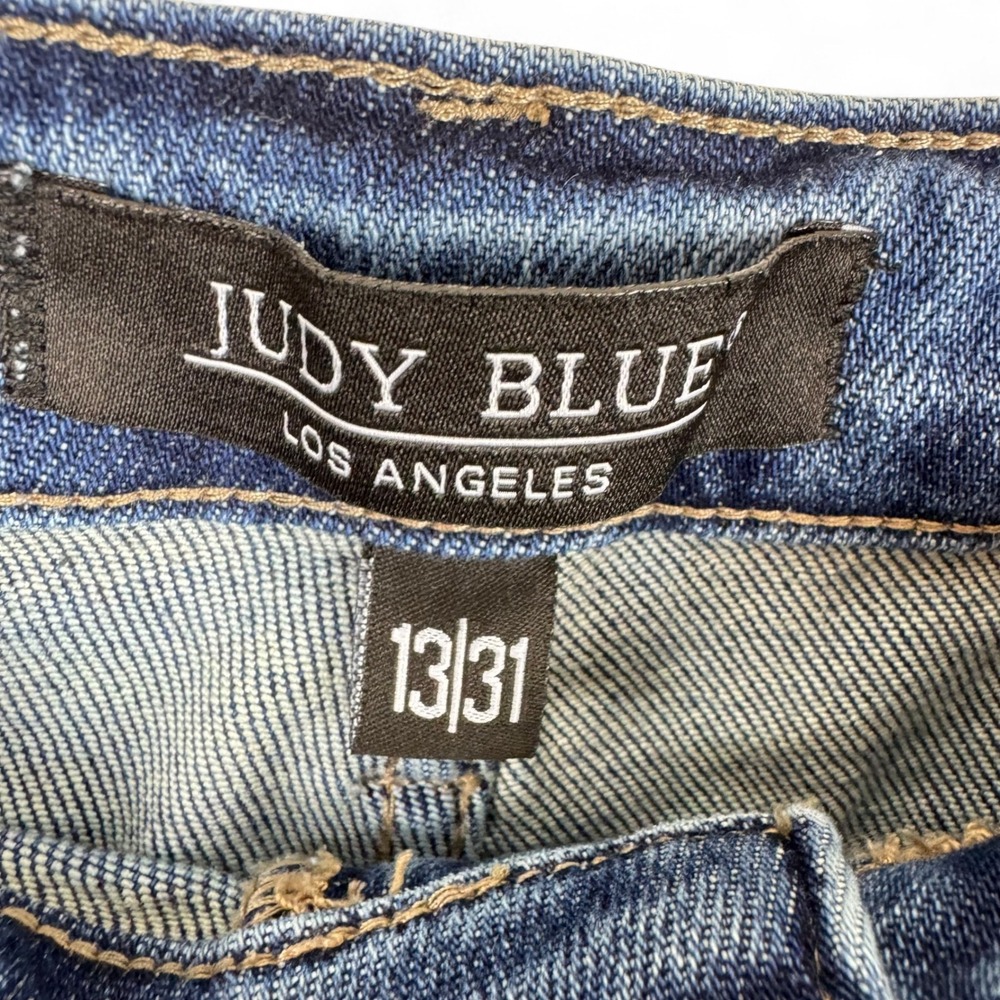 Judy Blue Women High Rise Distressed Destroyed Straight Fit Jeans Med Wash 13 31 - Picture 5 of 8